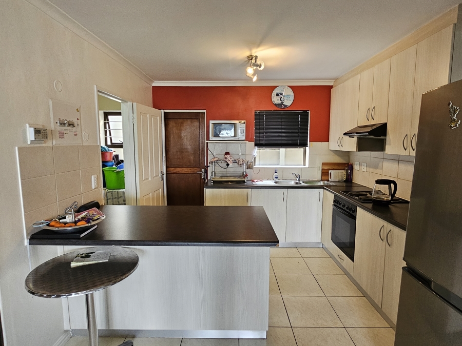 2 Bedroom Property for Sale in Ruwari Western Cape